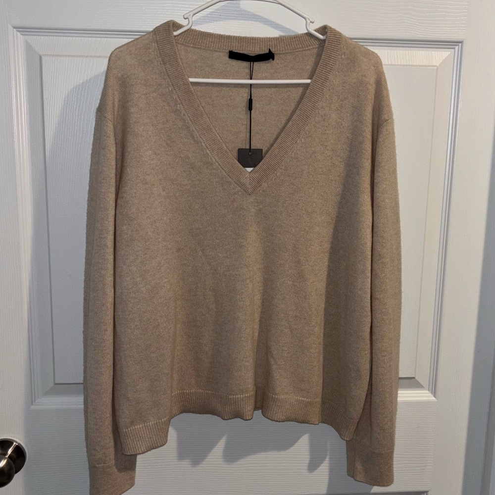 New Jenni Kayne Flynn Cashmere V-Neck Sweater